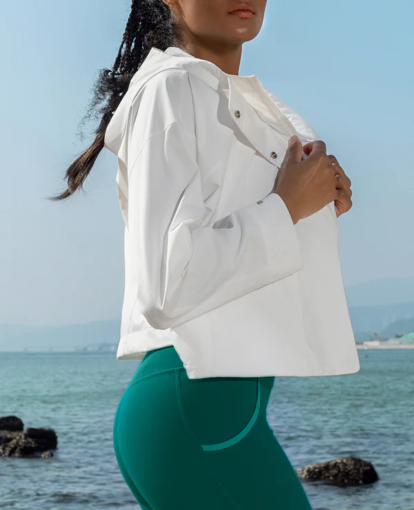 Redefining Strength Aesthetics: How FIRMABS Empowers Modern Women with Tech-Enabled Activewear