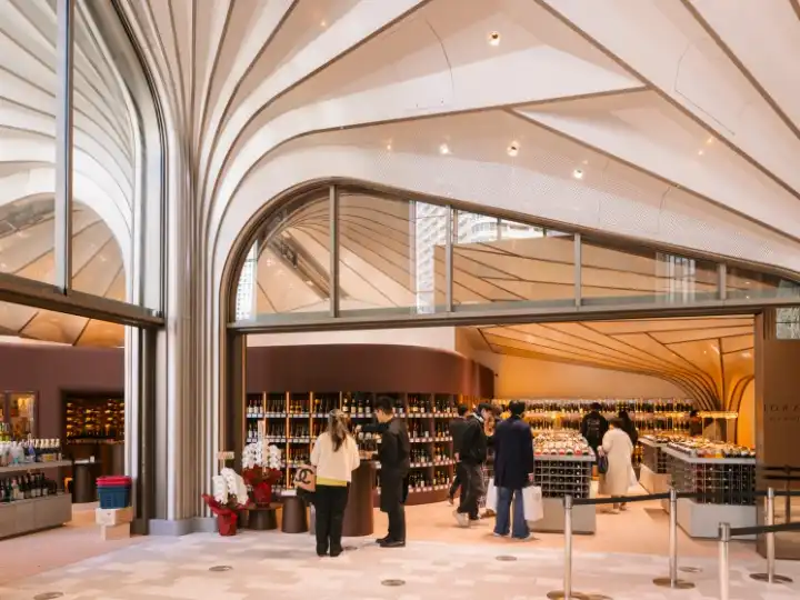 A bustling Japanese market that offers a luxury shopping experience